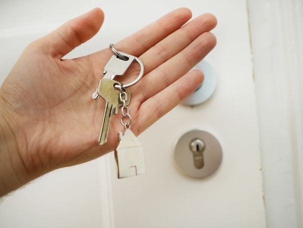 https://DawnOlson.StopRentingStartOwning.org
